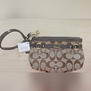 NWT Coach Wristlet
